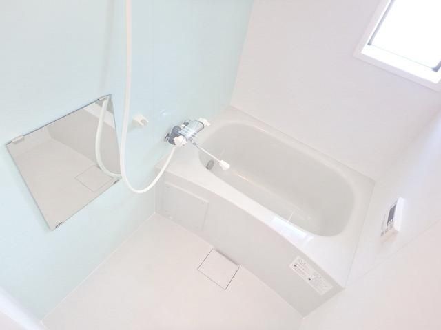 バス・シャワールーム　★追い焚き機能、浴室乾燥完備★