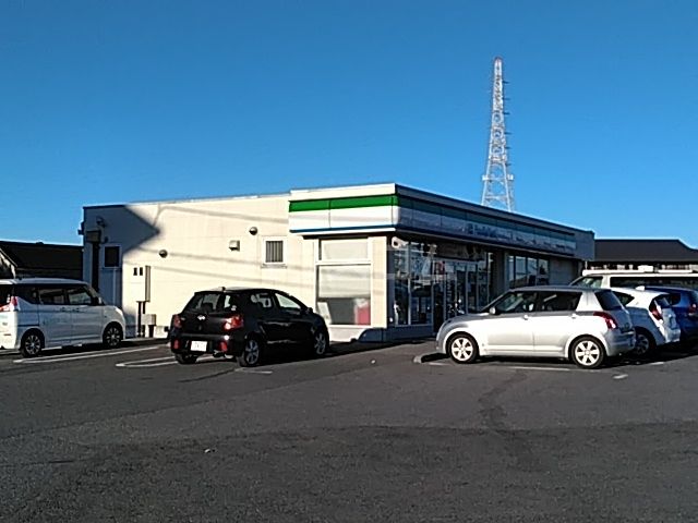 コンビニ　ファミリーマート 宇都宮中岡本町店（コンビニ）まで1424m