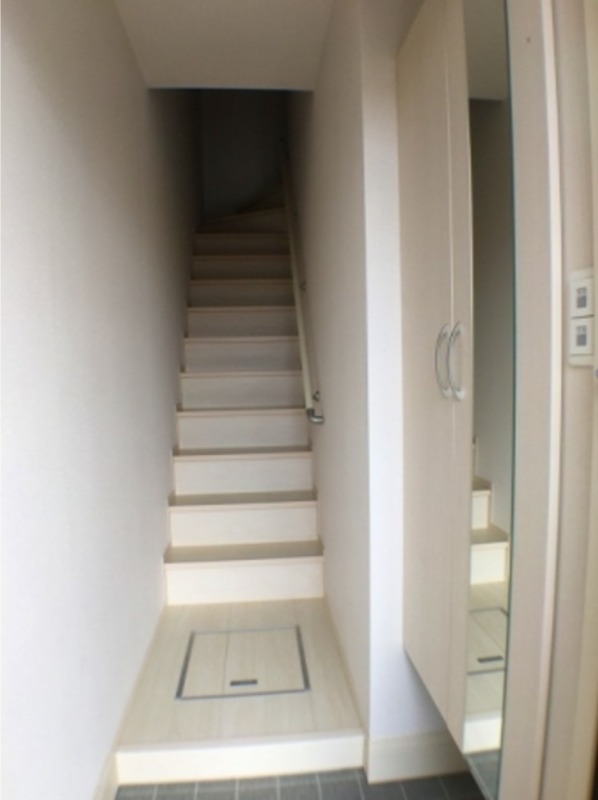 玄関　図面と現状に相違がある場合には現状を優先