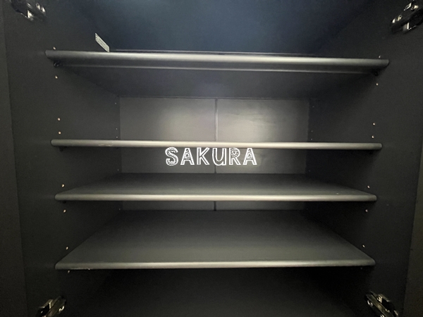 玄関　シューズボックス付きの玄関です♪