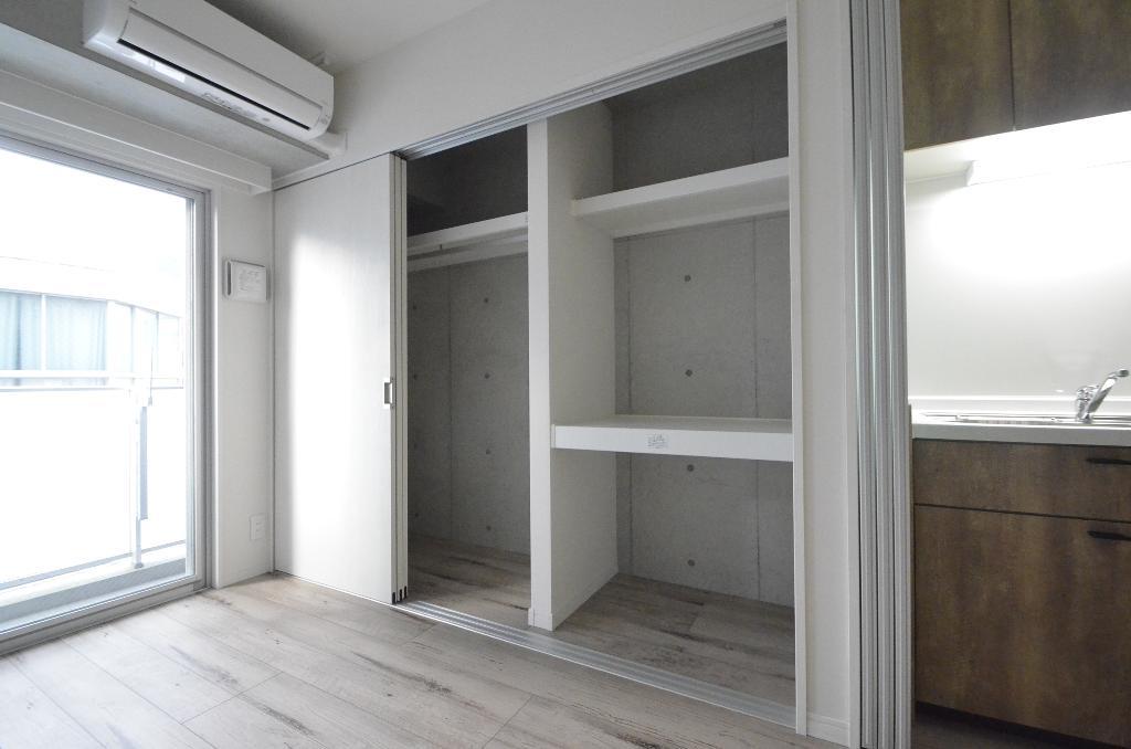 収納　クローゼット