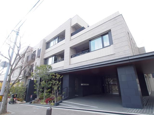 建物外観　外観は落ち着いています