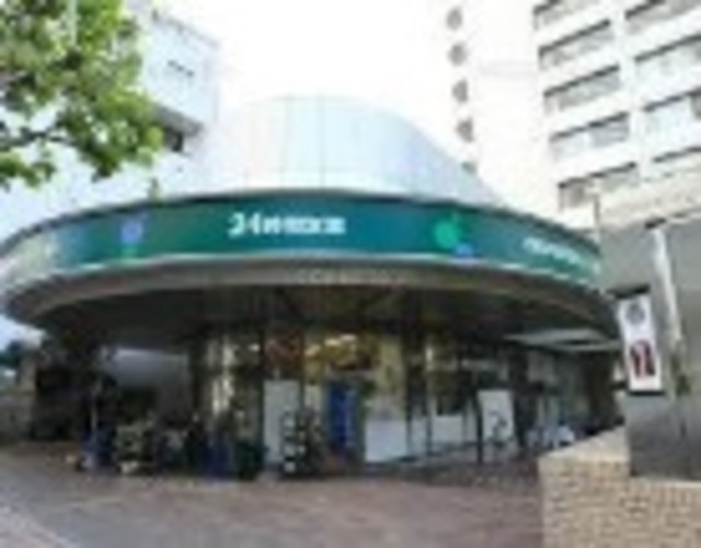 スーパー　マルエツプチ赤坂店（スーパー）まで575m