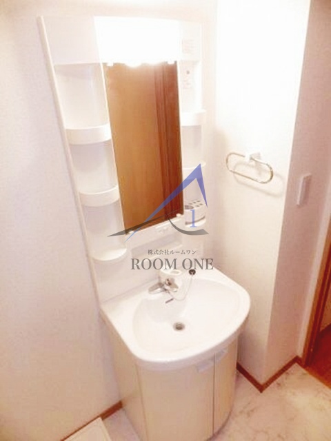 洗面設備　洗面台です。