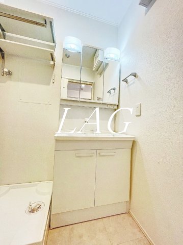 洗面設備　洗面台です。