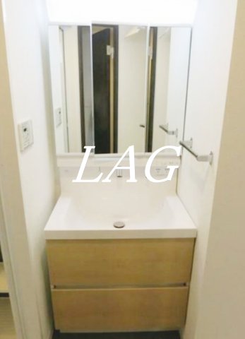 洗面設備　洗面台です。