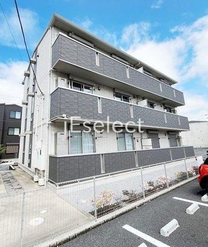 建物外観　閑静な住宅街に立地