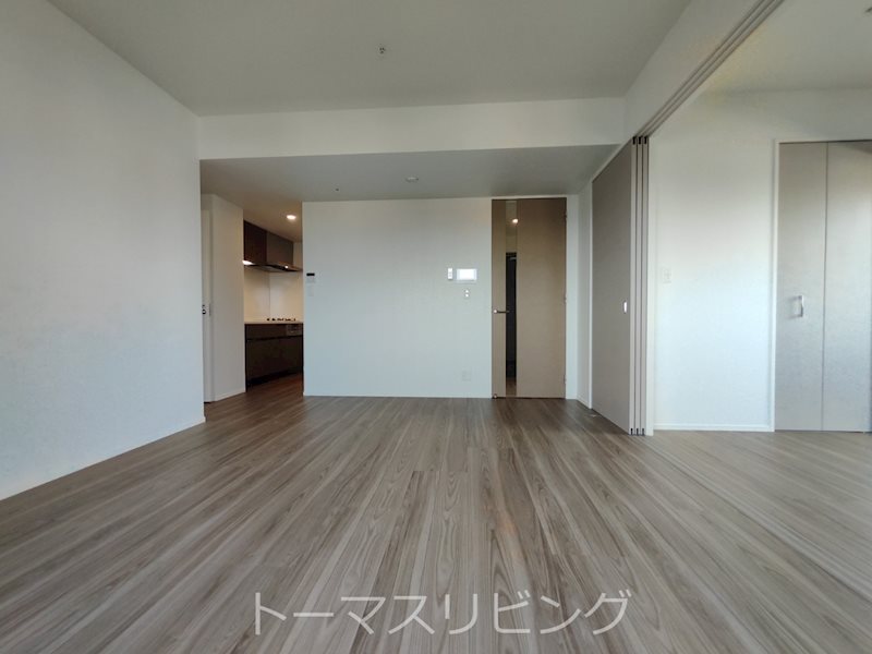 居室・リビング　別号室参考写真