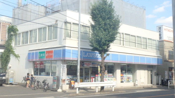 コンビニ　ファミリーマート下落合二丁目店（コンビニ）まで486m