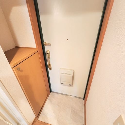 玄関　同シリーズ別部屋