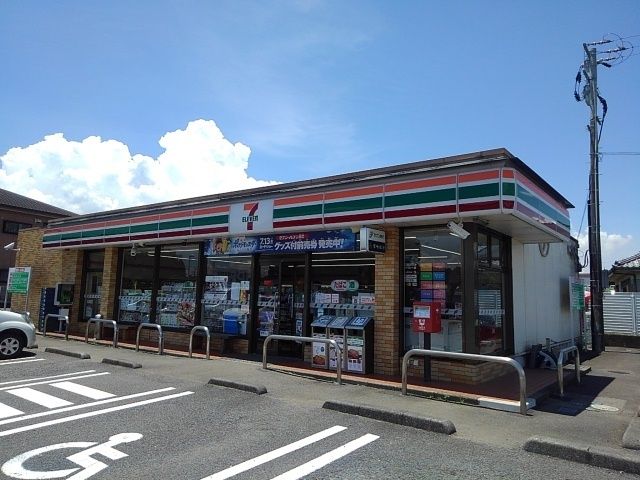 コンビニ　セブンイレブン小林上堤店（コンビニ）まで850m