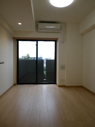 居室・リビング　※別部屋参考写真※