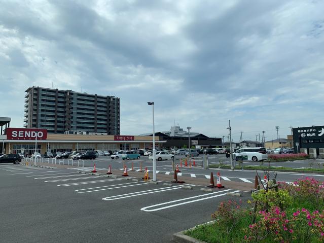ショッピングセンター　ゆりまち袖ヶ浦駅前モール（ショッピングセンター）まで685m
