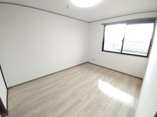 その他部屋・スペース　南向きの洋室６帖