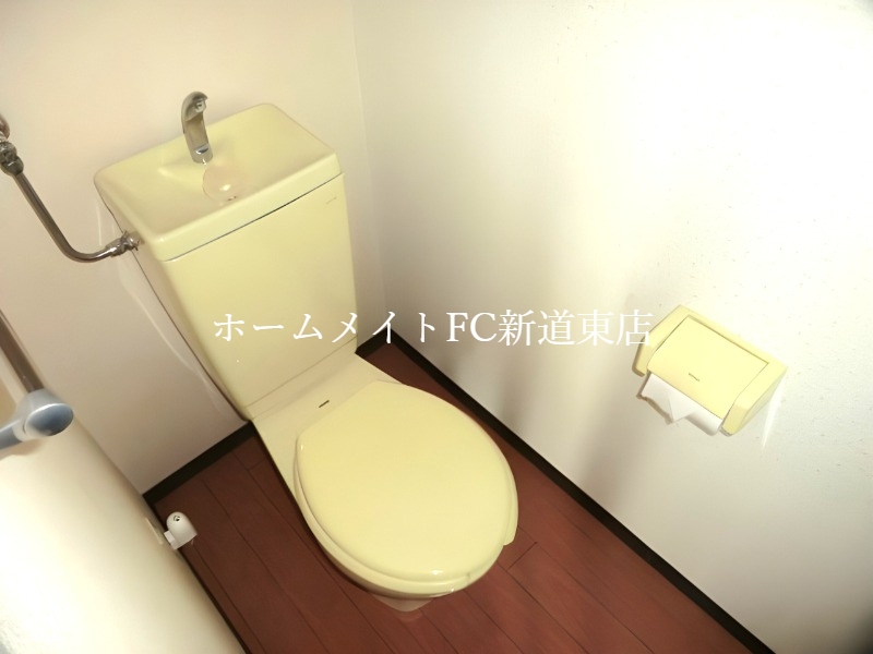 トイレ　トイレ