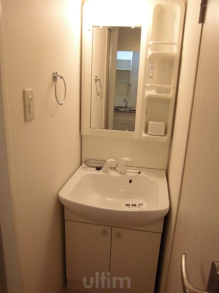 洗面設備　別の部屋の写真