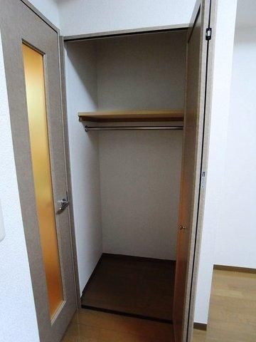 収納　クローゼット