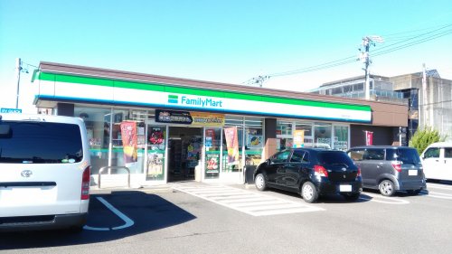 コンビニ　ファミリーマート各務原成清店（コンビニ）まで409m