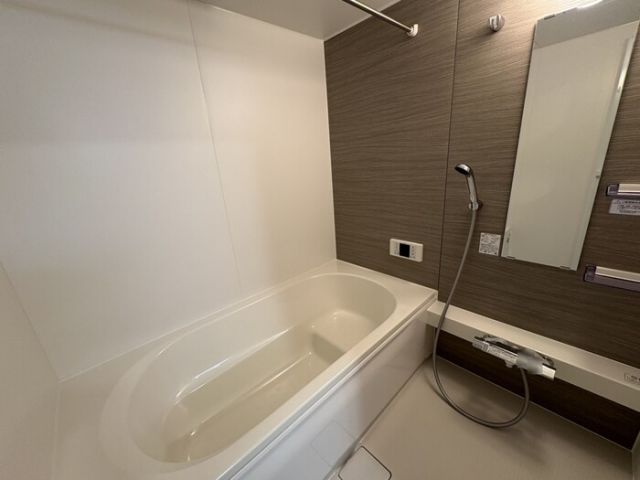 RETOLIA瓦口WESTの風呂写真