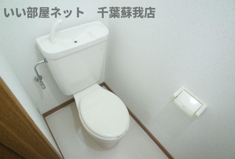 トイレ　トイレもきれいです