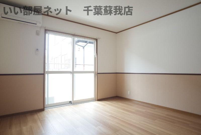 居室・リビング　ゆったりとした居間です