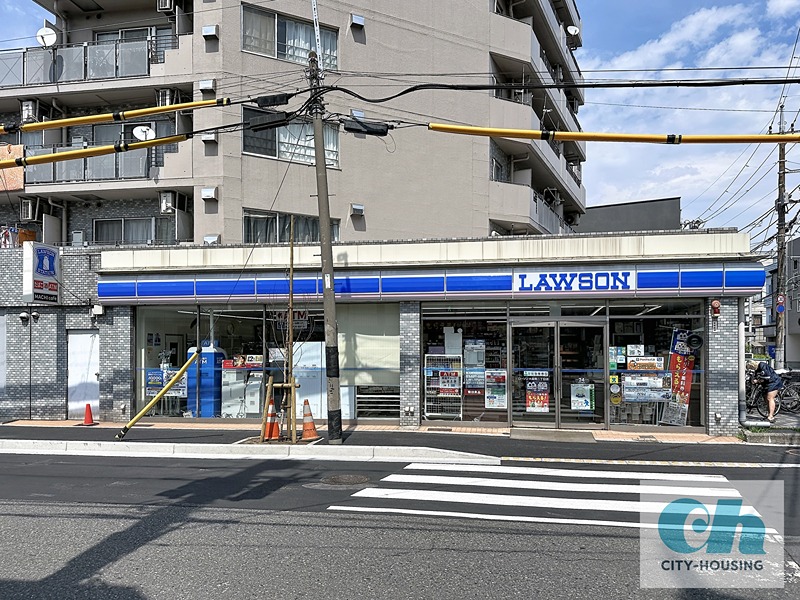 コンビニ　ローソン大森南二丁目店（コンビニ）まで43m
