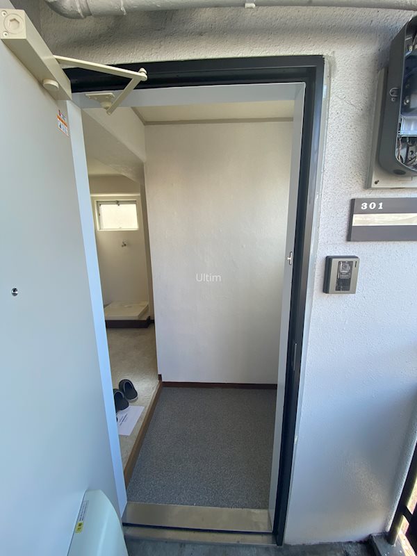 玄関　別の部屋の写真