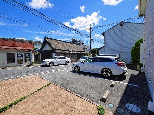 駐車場　駐車場です