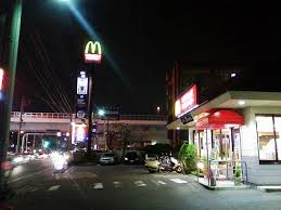 飲食店　マクドナルド桜ヶ丘店（飲食店）まで550m