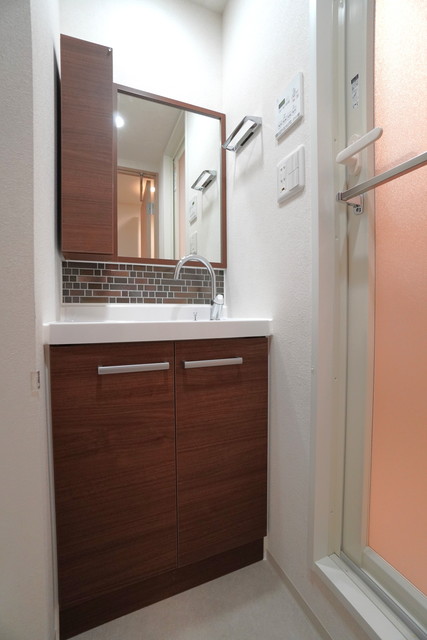 洗面設備　※写真は同タイプ住戸です。