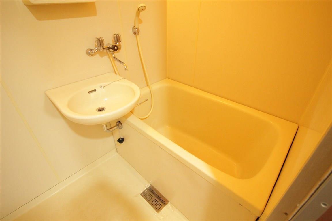 バス・シャワールーム　トイレ風呂別