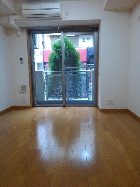 1K Mansion in Nakahara-ku, Kawasaki, Kanagawa — photo 3 of 3