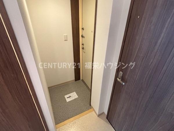 ウイルコート鶴見の玄関写真