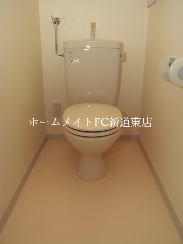 トイレ　トイレ