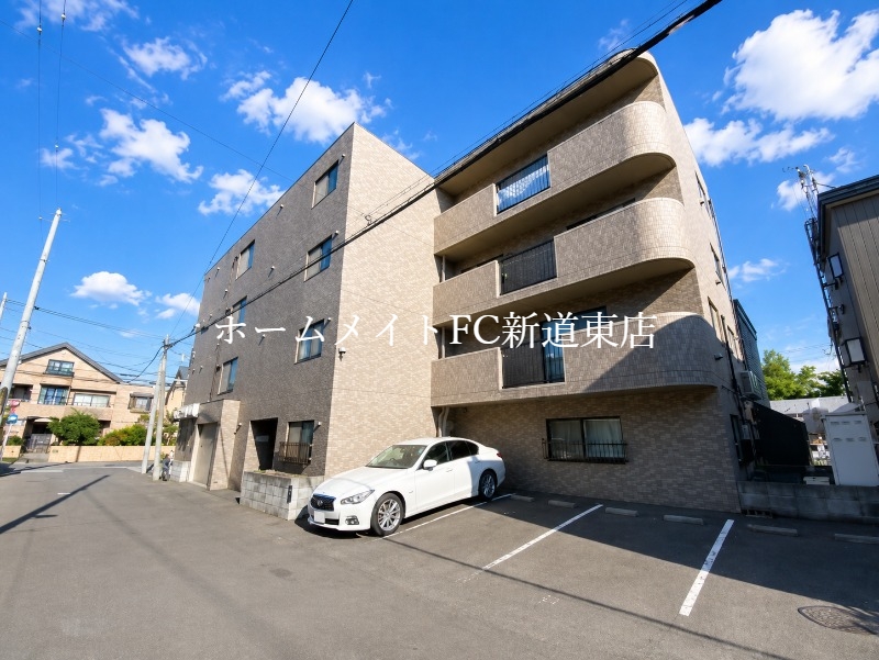 建物外観　建物外観