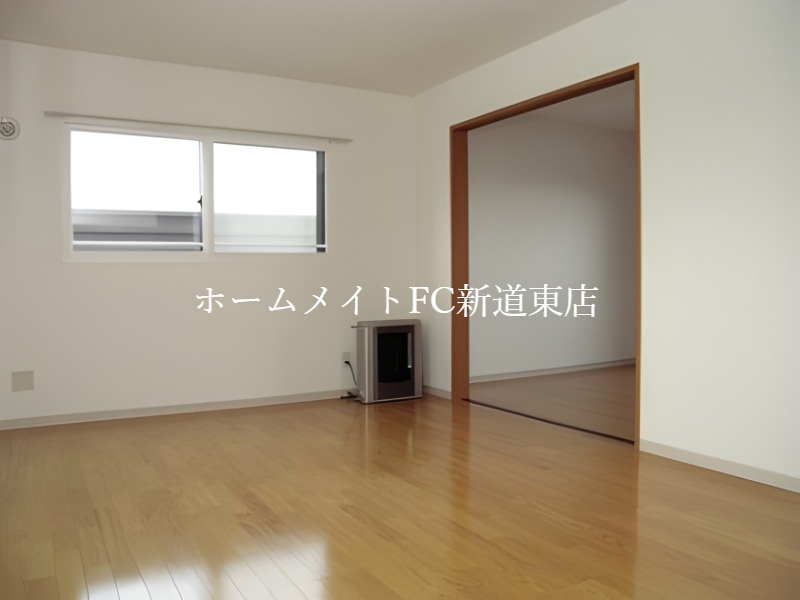 居室・リビング　リビング