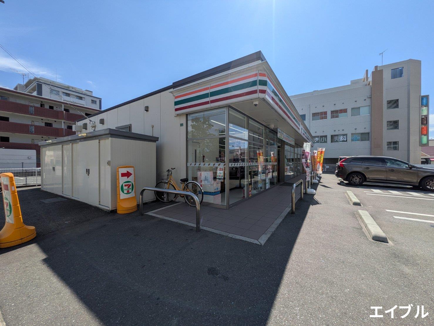 コンビニ　セブンイレブン福岡愛宕2丁目店（コンビニ）まで329m
