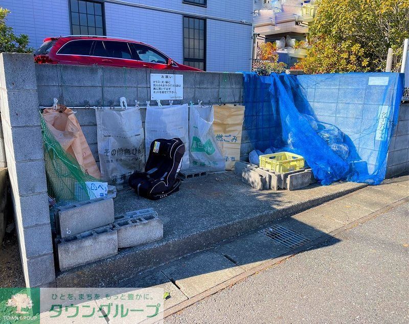 その他　専用ゴミ置き場