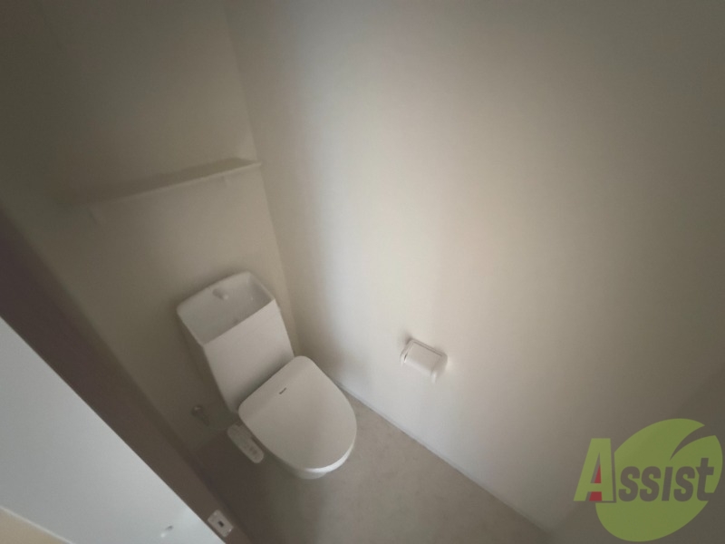 トイレ　こちらトイレの写真です。シンプルで使いやすそうですね！