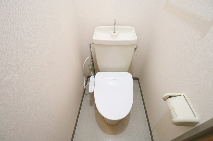 トイレ　WC