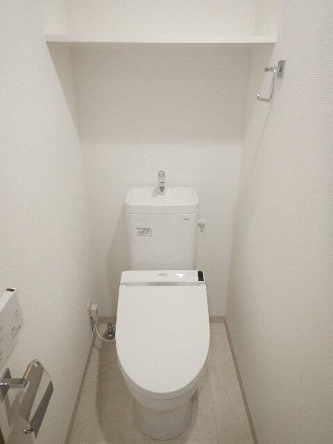 トイレ　落ち着いたトイレです