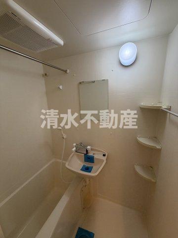西武池袋線 練馬駅 徒歩3分 10階建 築19年の風呂写真