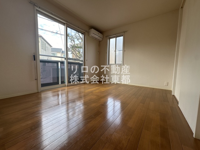 多摩都市モノレール 甲州街道駅 徒歩2分 2階建 築18年の居間写真