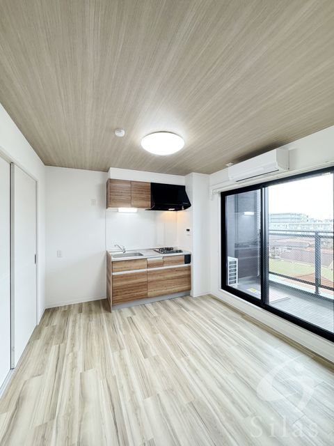 阪神本線 大物駅 徒歩9分 7階建 築1年の居間写真