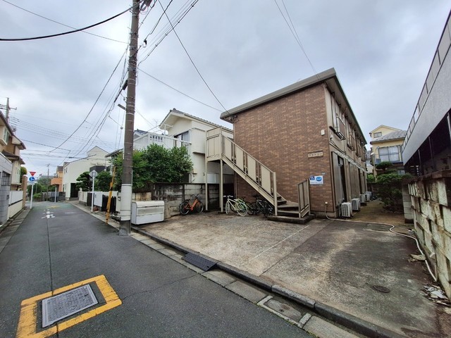 建物外観　★ハウスメーカーセキスイハイム施工♪住宅街に立地★