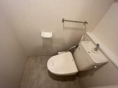 都営大江戸線 勝どき駅 徒歩6分 8階建 築26年のトイレ写真