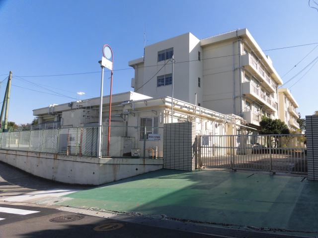 小学校　市立平戸小学校（小学校）まで850m
