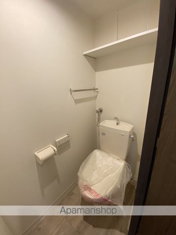 GLASS MARE HACHIKENのトイレ写真