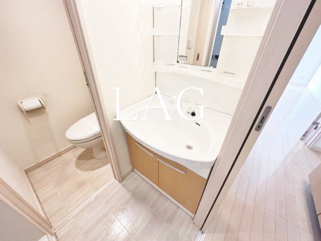 洗面設備　洗面台です。