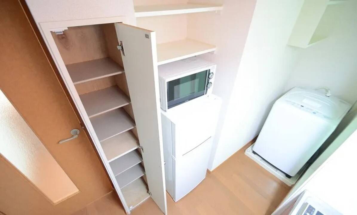 収納　シューズボックス
